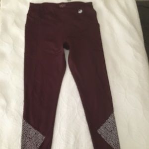 Movi activewear pants NWT